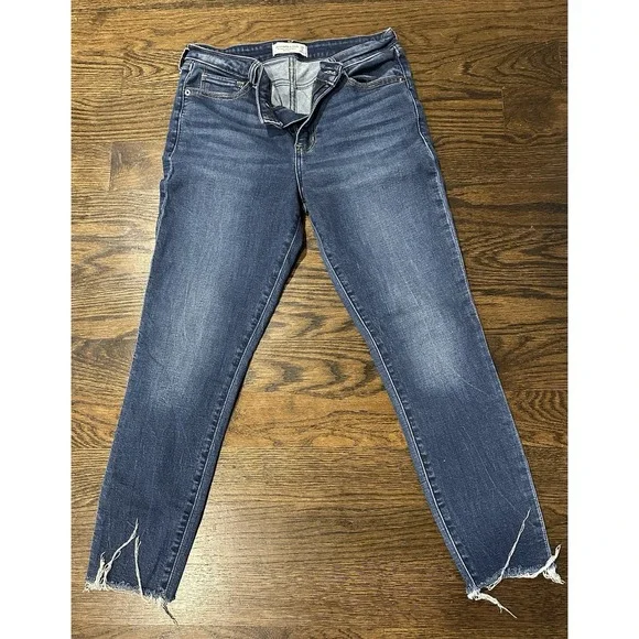 Abercrombie & Fitch Women's Super Skinny Ankle Mid Rise Raw Hem Jeans 28/6 - Picture 3 of 6